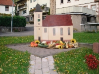 Dorfplatz - Herbst 2008